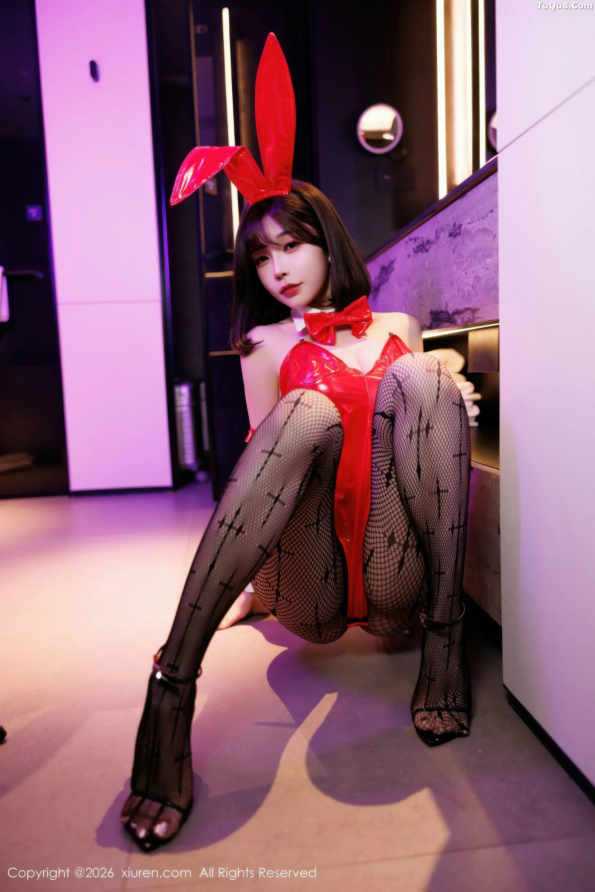 莉芝荔枝性感黑色连衣短裙+黑丝网袜秀完美身材绝美写真100P