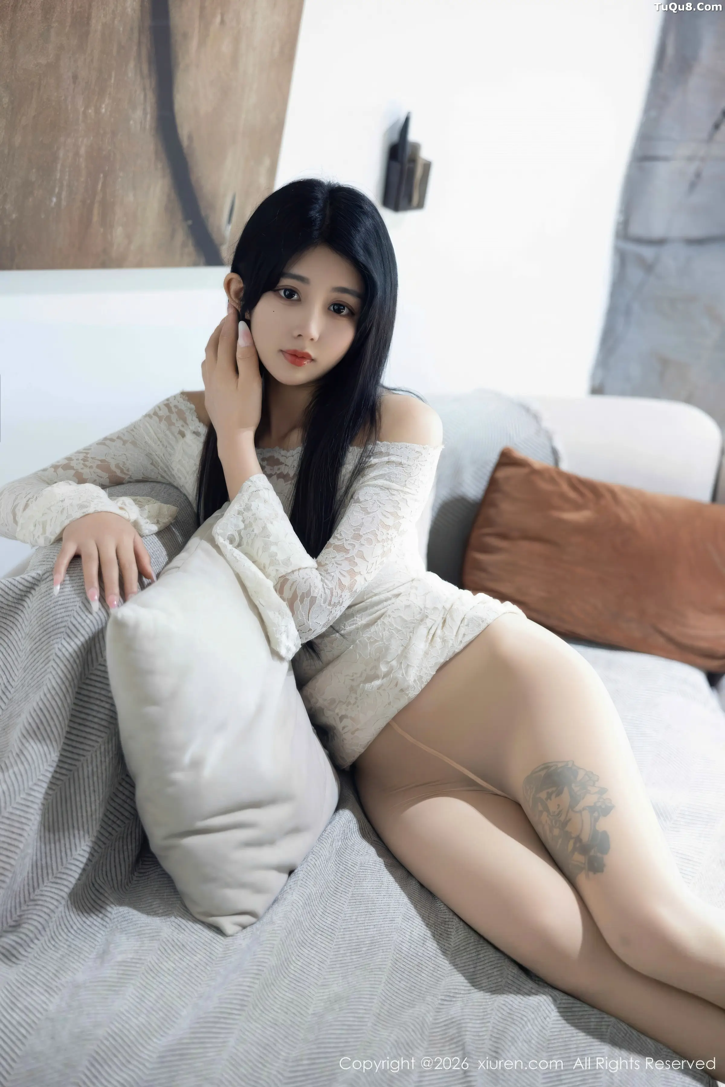 姜冉冉_Renee@白色连衣短裙配超薄肉丝秀柔美身姿绝美写真75P