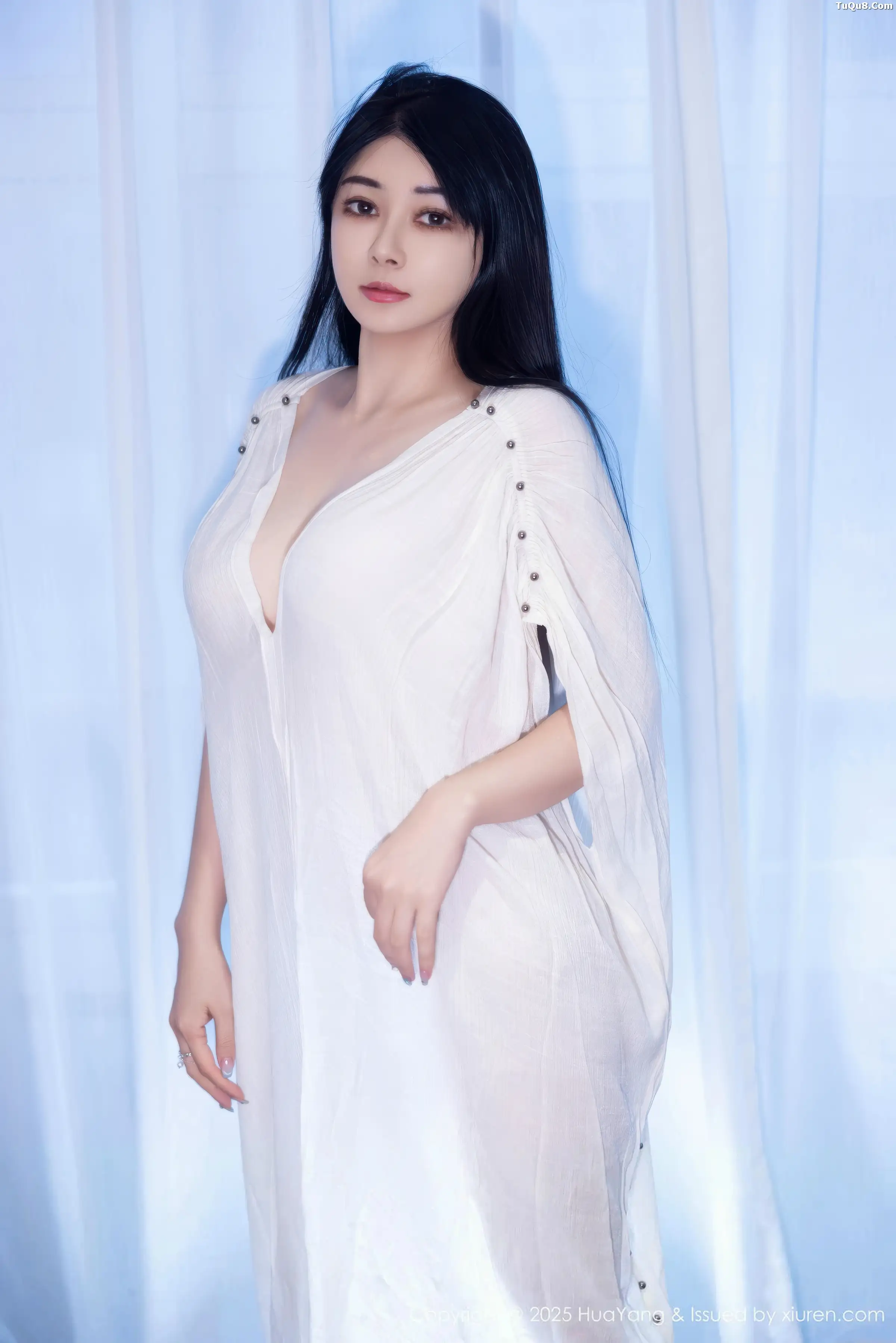 凯竹法师～性感白色连衣裙配超薄肉丝秀丰腴身材绝美写真51P